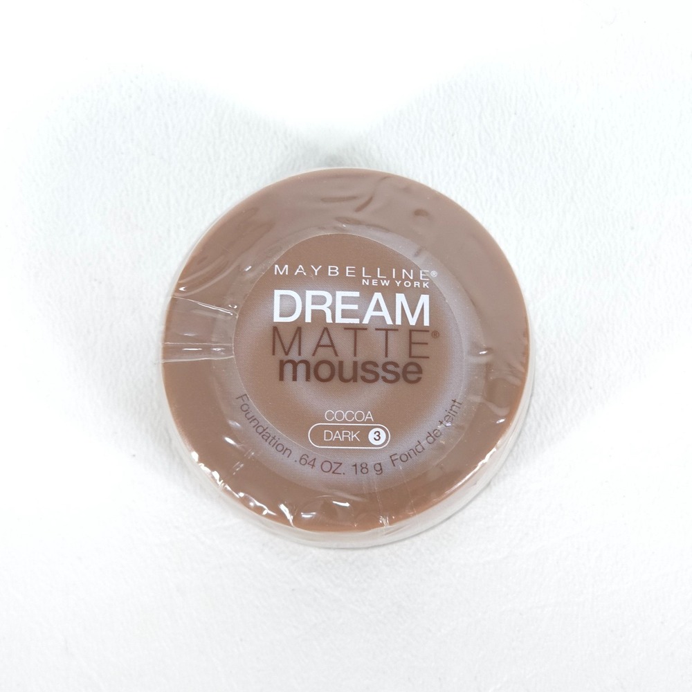 Maybelline New York Dream Matte Mousse Foundation Cocoa Dark 3 Sealed NEW 0.64oz